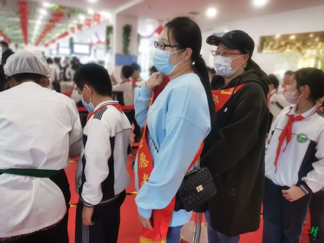 生态城小外小学部好吗,滨海小外小学食堂