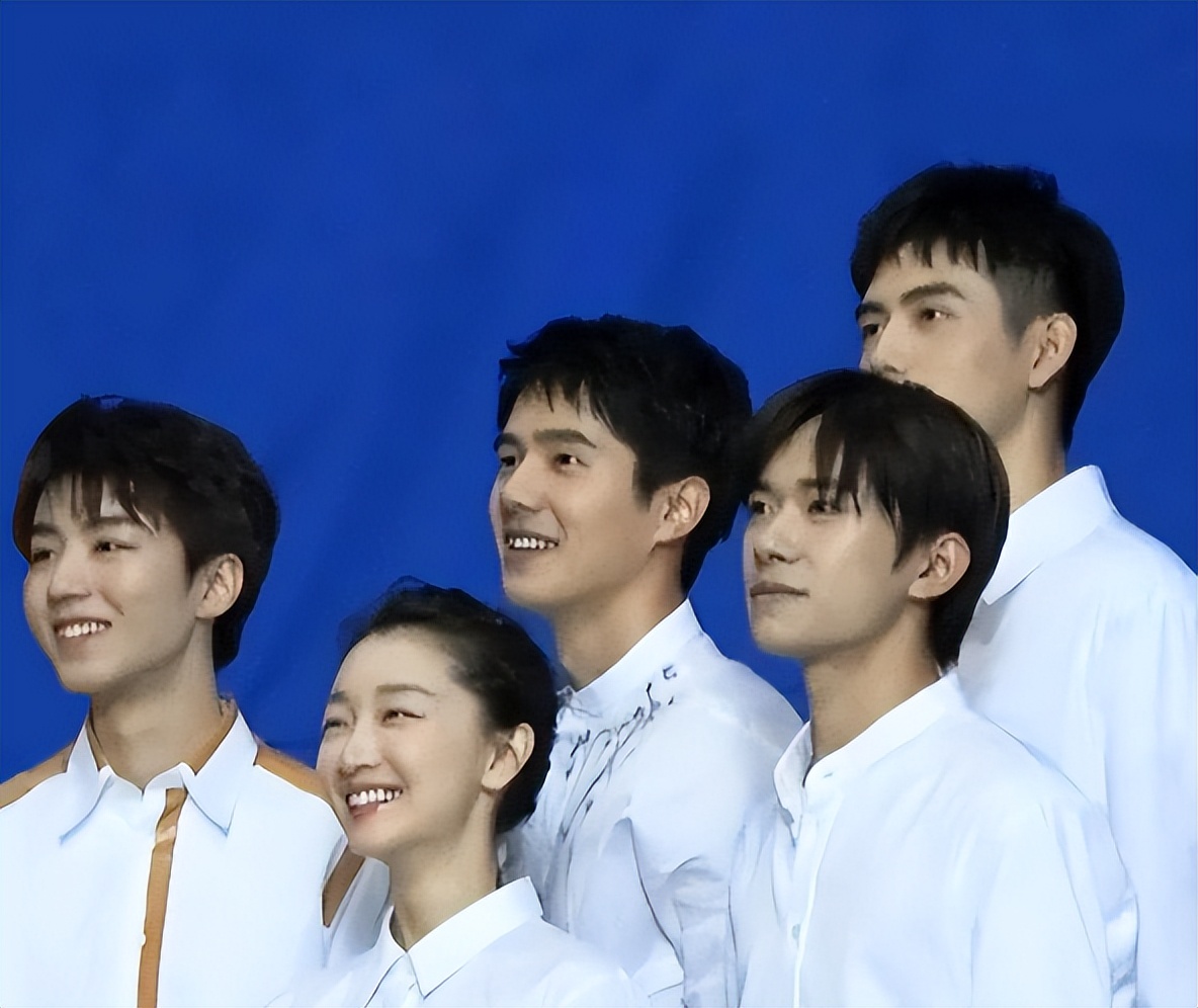 三金影后周冬雨许凯,周冬雨影后获奖感言内涵马思纯