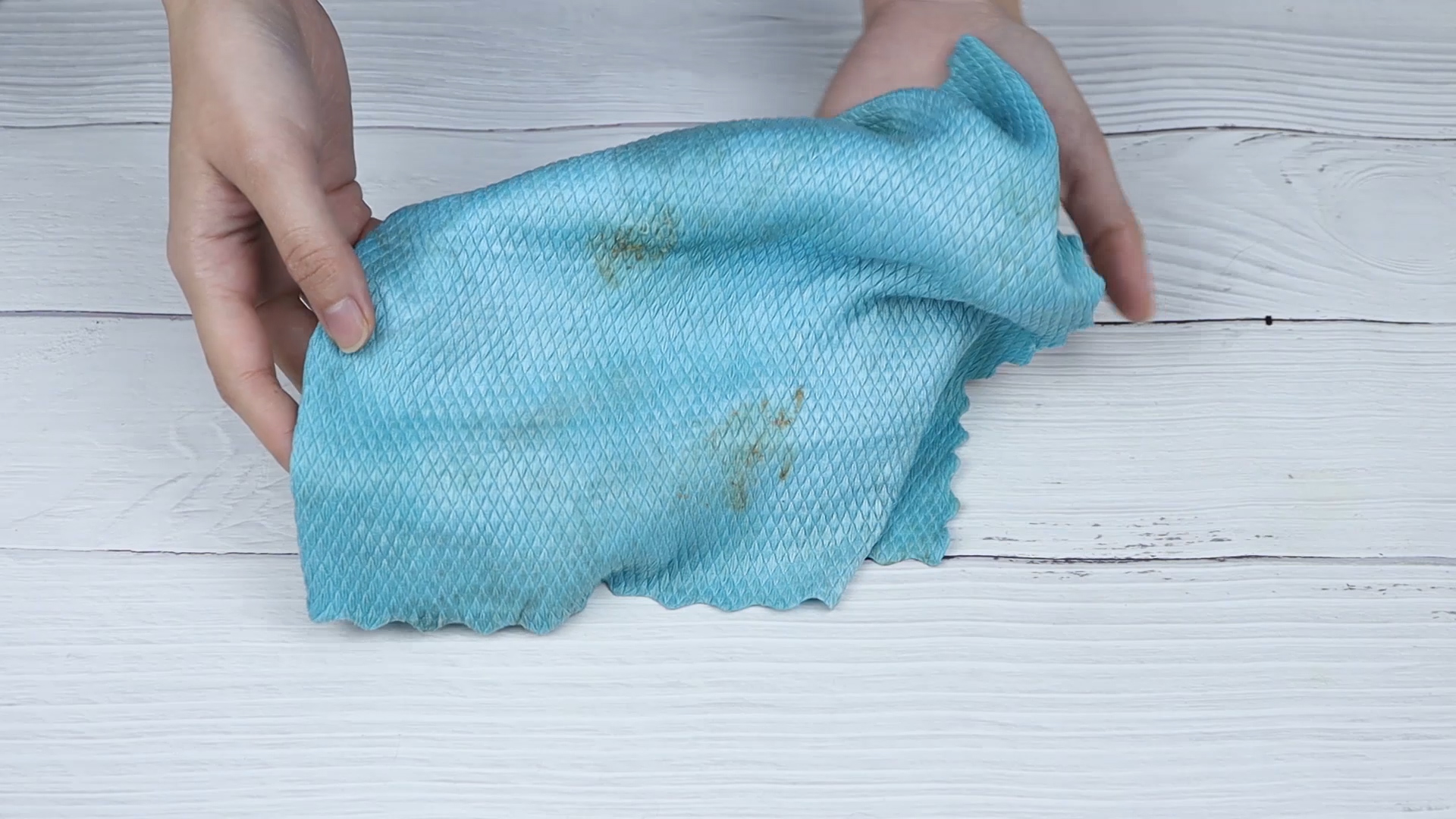 毛巾用久了又黄又硬怎么冼,毛巾用久了变硬变脏如何清理