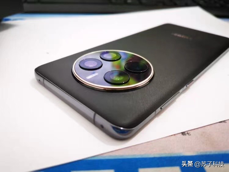 能与苹果14抗衡的华为,华为越来越贵值得购买吗