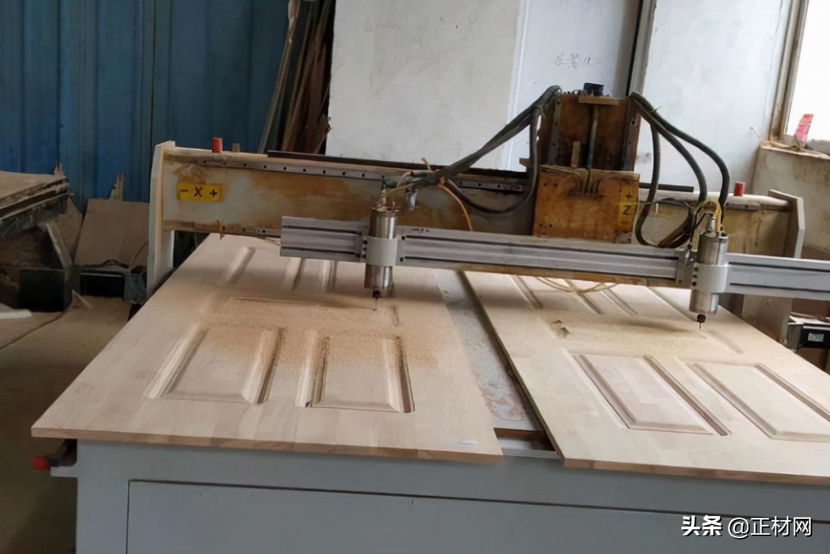 什么是胶合板制作,胶合板门是什么原材料制成的