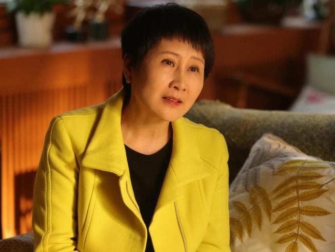 瞪眼咆哮,摇头晃脑,这6位演技被高估的“老戏骨”,该亮亮相了