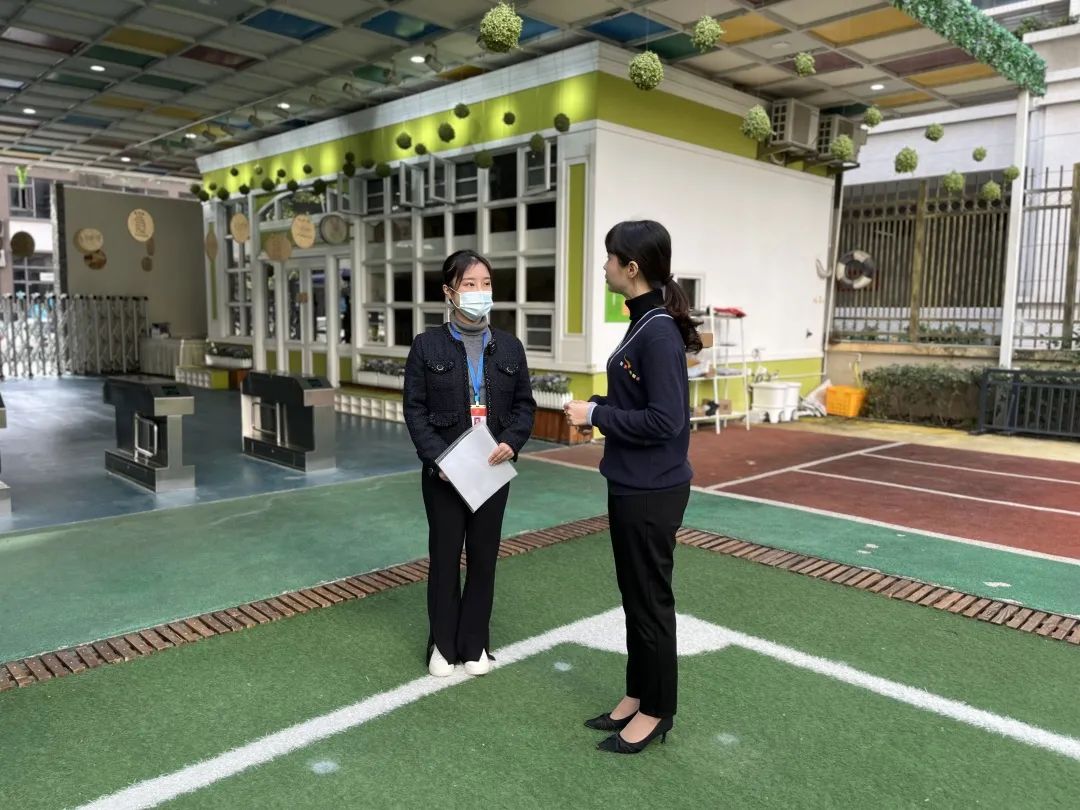 汕头市食品安全协会“食安在线”栏目组走进国澳希尔斯中冠幼儿园