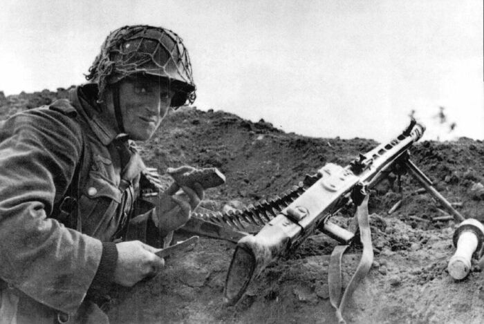 “希特勒的电锯”：为什么德军给MG-42机枪起了这个绰号？
