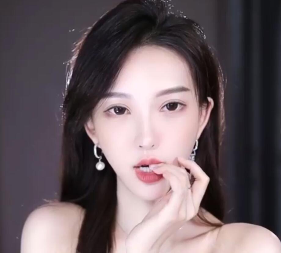 微博斗鱼舞蹈区热搜,斗鱼女主播上热搜