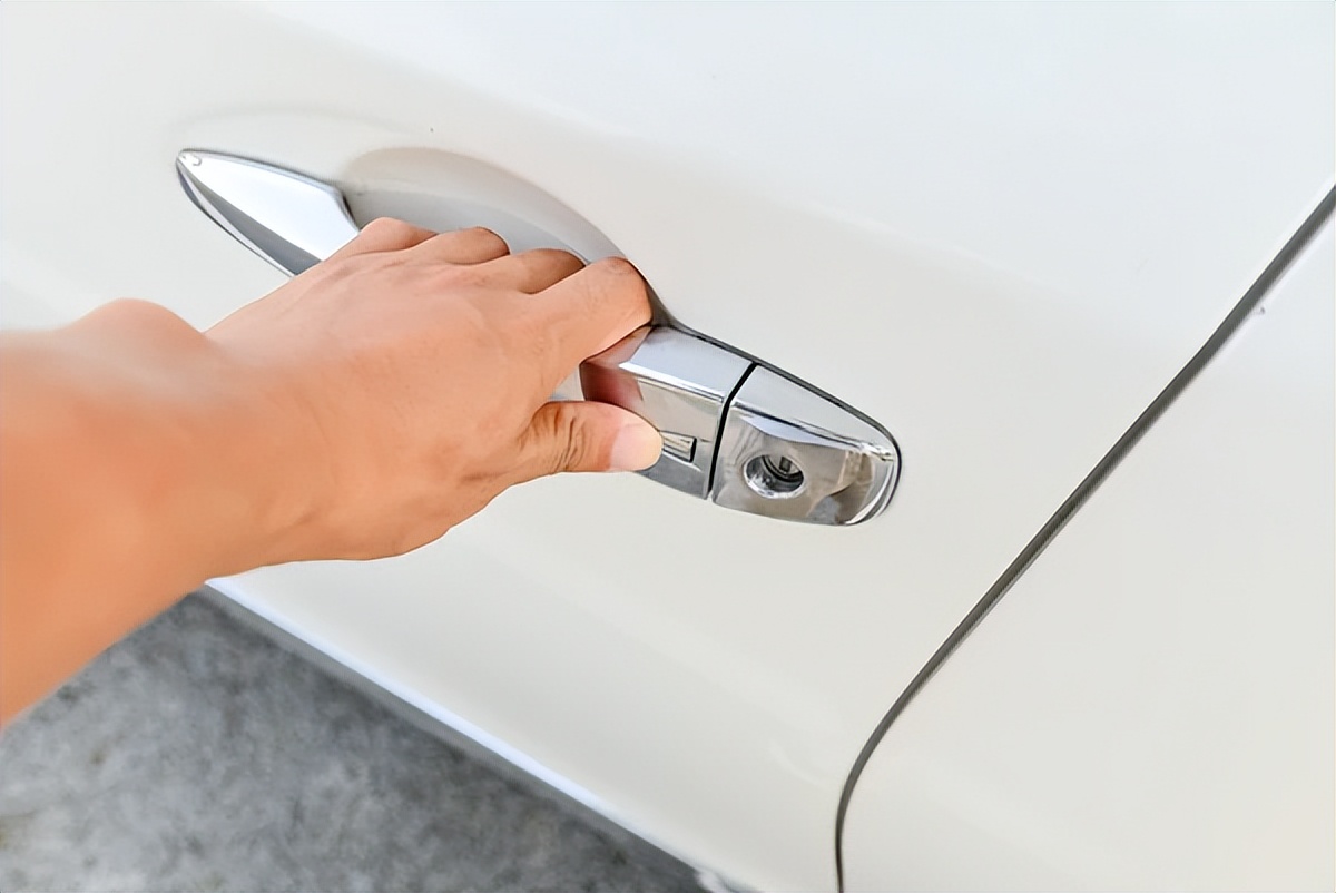 二手日产天籁7万元中山,全网价格最低二手日产天籁