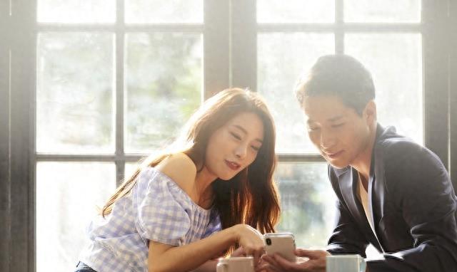 冷战还天天见面我们生疏了怎么办,两性之间出现感情问题怎么缓解