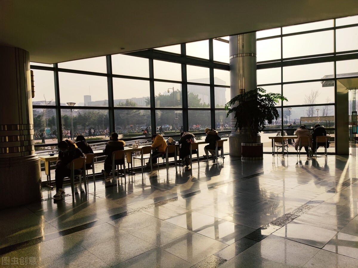 四川大学2023年各专业录取分数线,2021四川大学名单及录取分数线