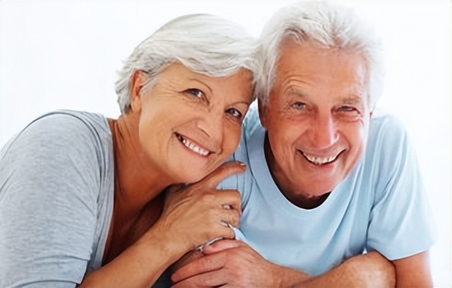 老年人怎样的生活才快乐,老年人怎么过生活才有意义