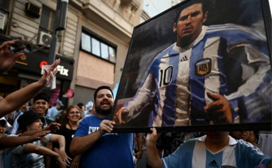 2018年世界杯捧起大力神杯,2022世界杯大力神杯最终归属