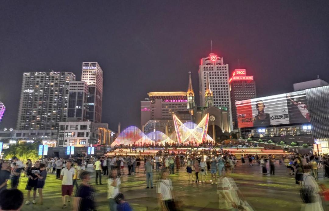 宁波商业追赶杭州：人均GDP浙江第一，“天一商圈”百亿称王