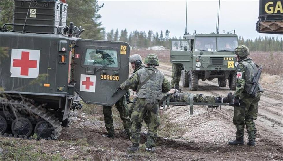 现代战场急救止血理论、技术与器材