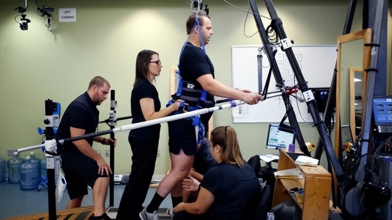 帮助瘫痪病人起身工具,帮助偏瘫病人移动身体的工具