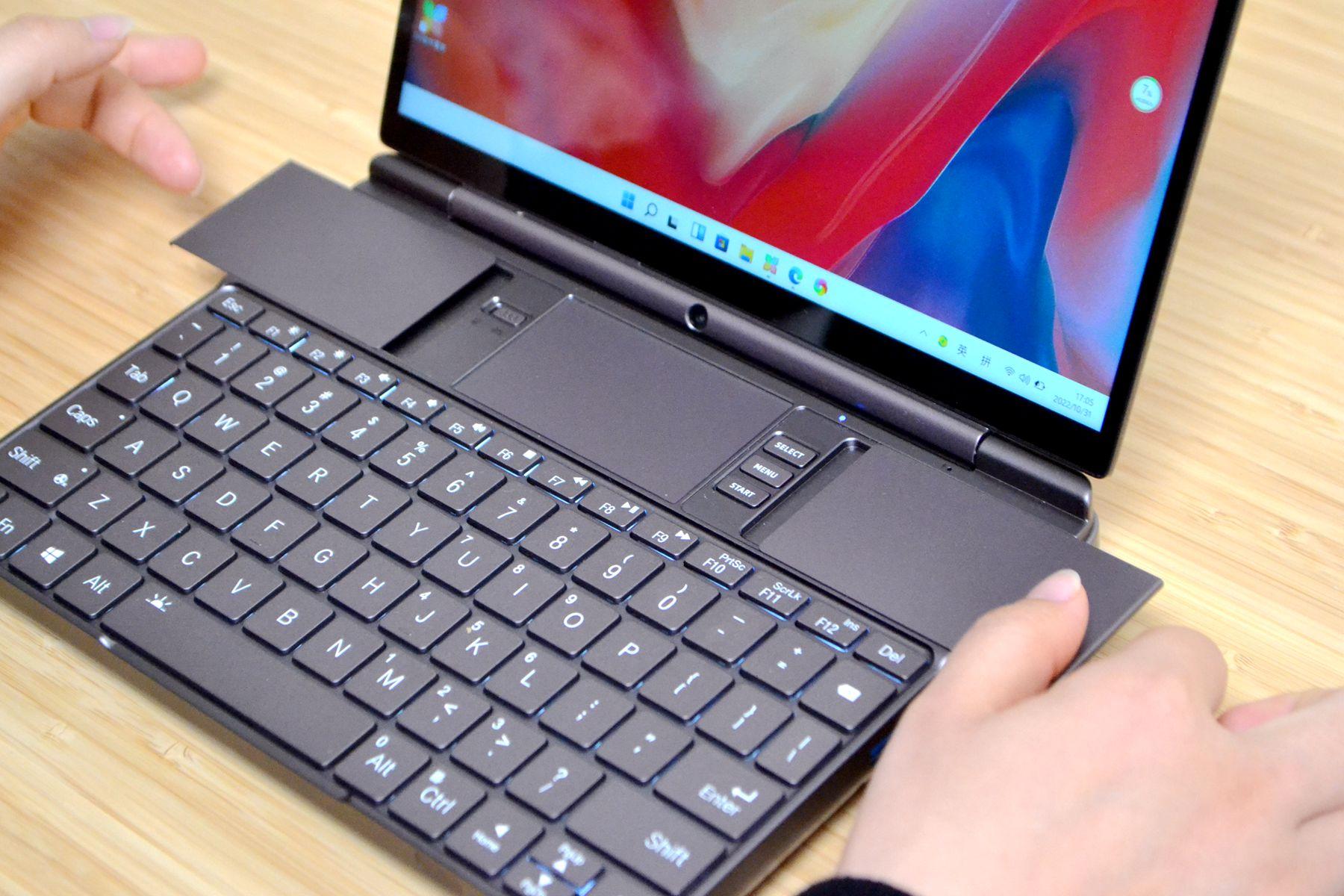 没有独显也能玩3A大作！AMD6800u加持的GPDWINMax2掌机到底有多强