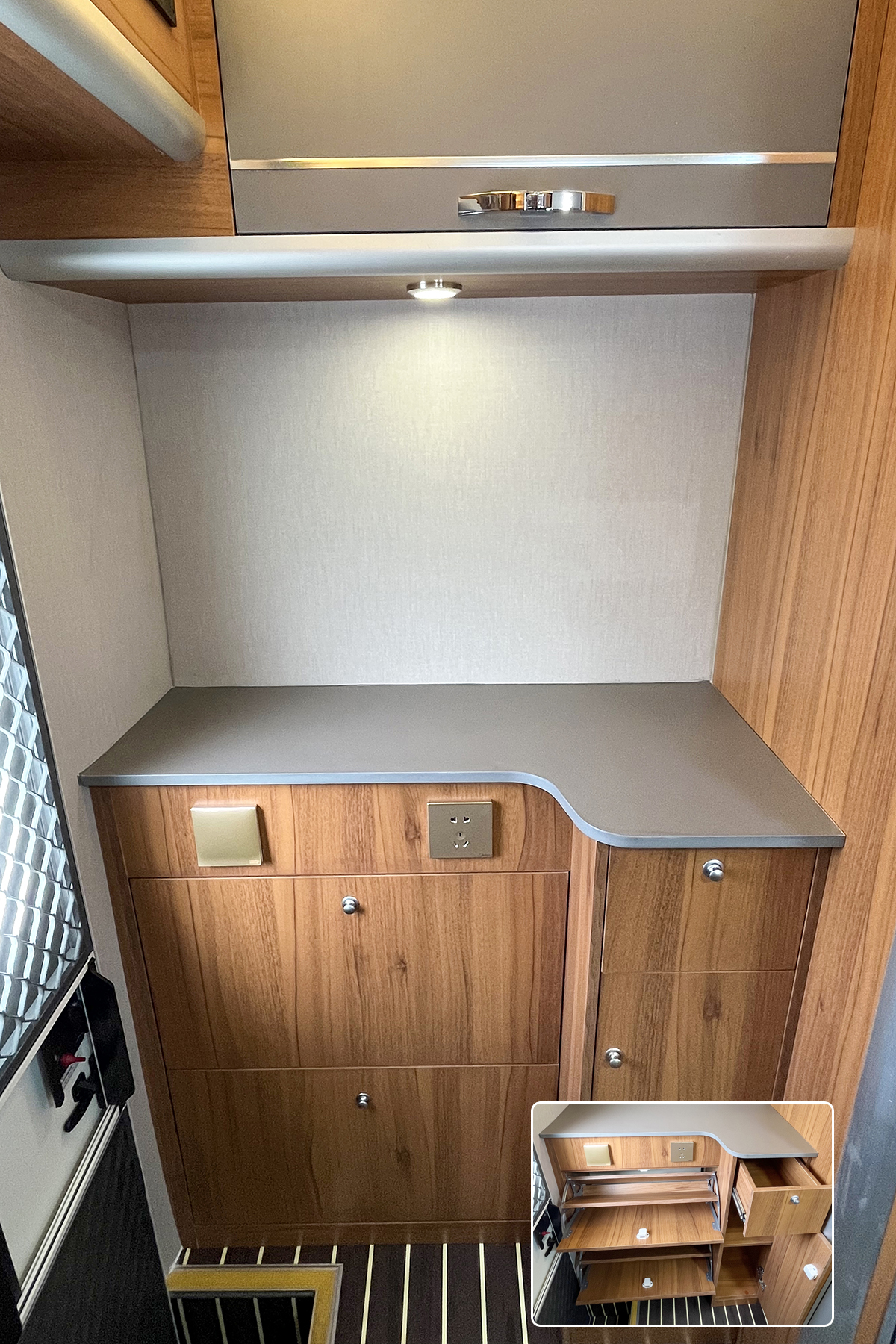 新飞s100房车和h300有什么不同,上汽轻卡s100与新飞房车对比评测