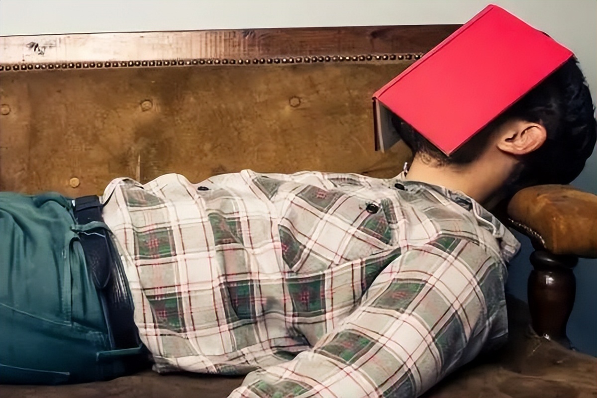 10年暴增66倍，1114万人报考，已成无用证书的教资，为何还那么火