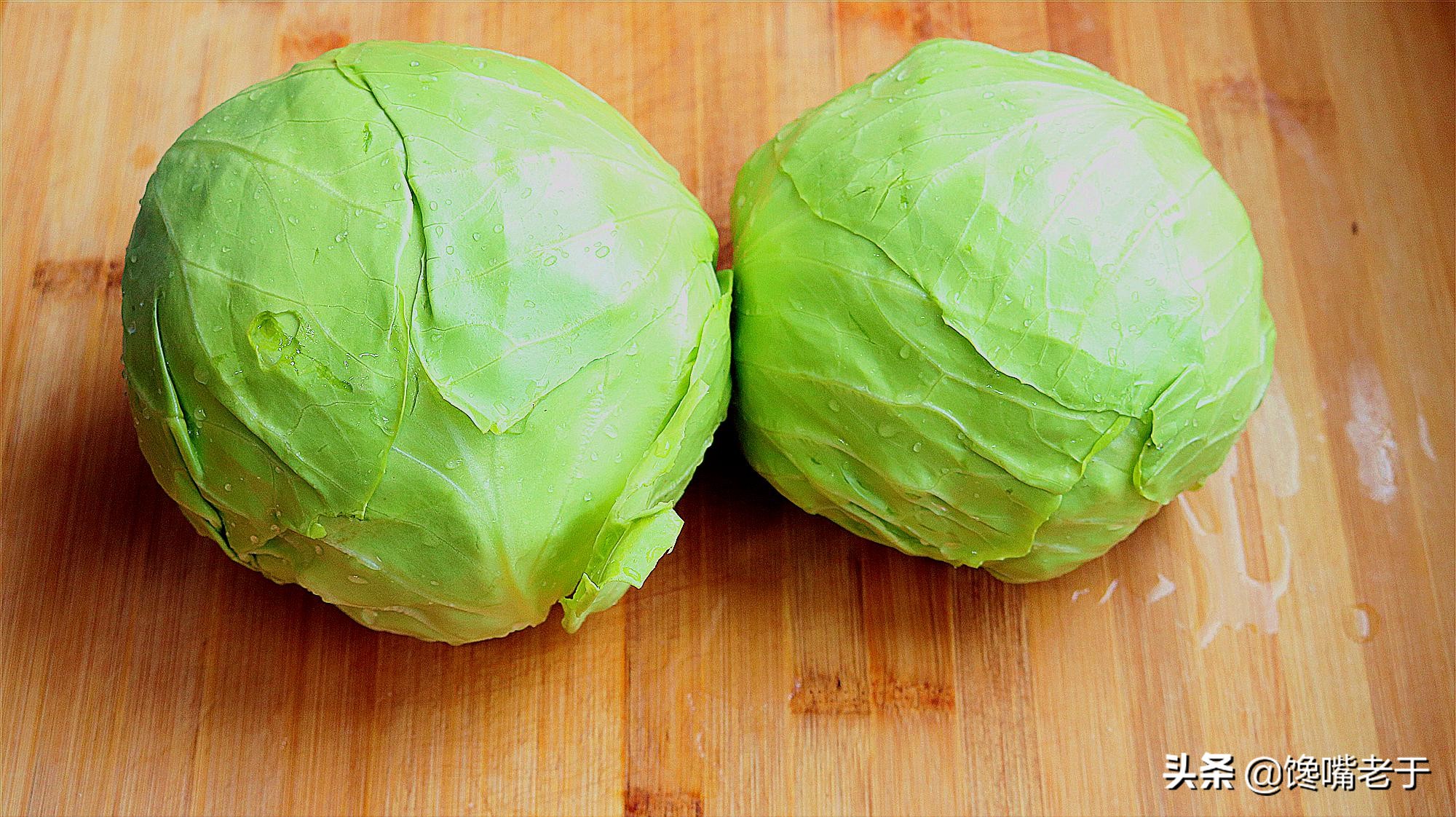 包菜紧实的好还是松的好,包菜松散好还是结实好吃