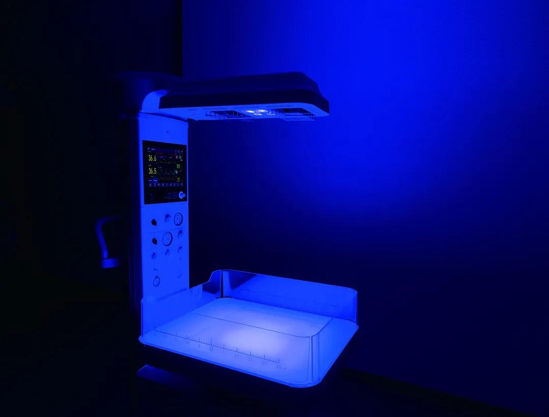 四合一新生儿护理综合平台上市——科曼医疗BQ80