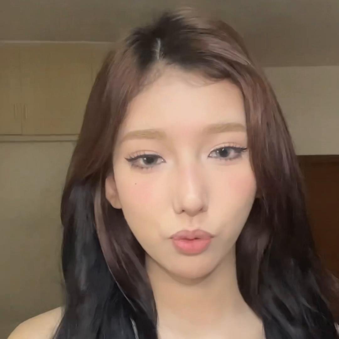 假发片日常发型,用假发片怎样做好看的发型