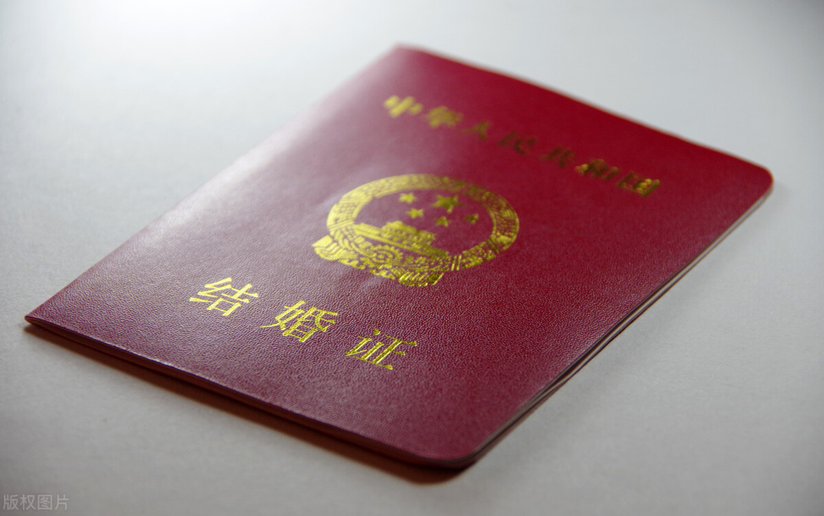 86岁老太返老还童全身竟褪层皮,返老还童的95岁老奶奶