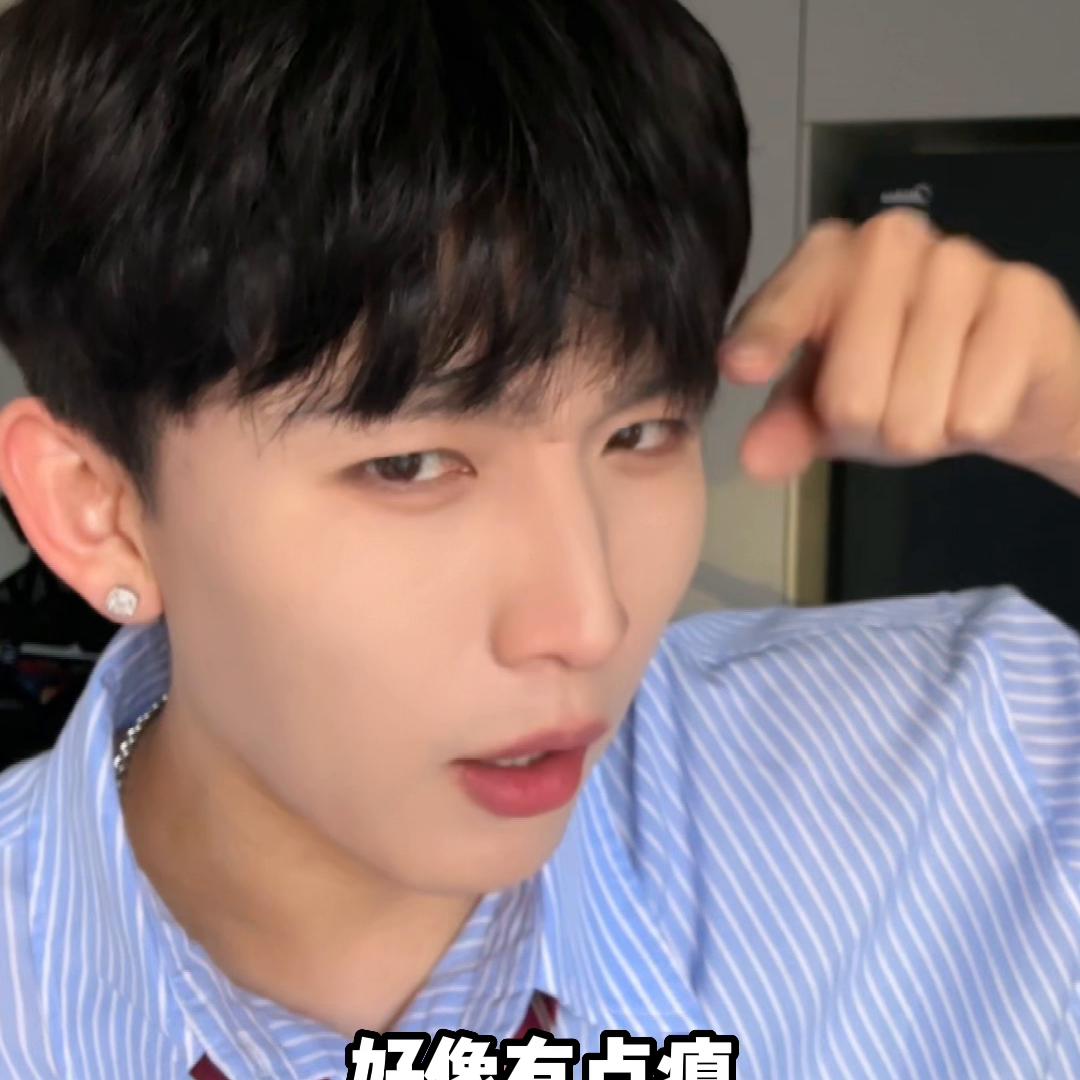 适合学生党扎的韩系发型省时间,温柔慵懒的韩系发型