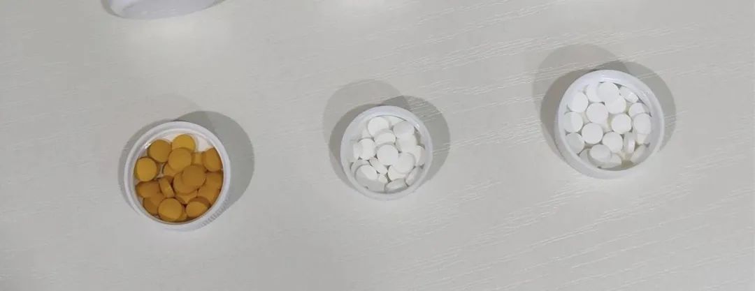 1毛钱药片,一百块钱一颗的小药片