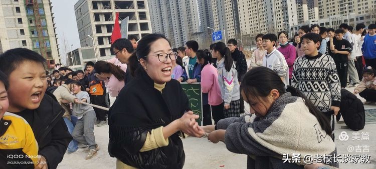 学校拔河比赛点面结合,学校拔河比赛精彩瞬间