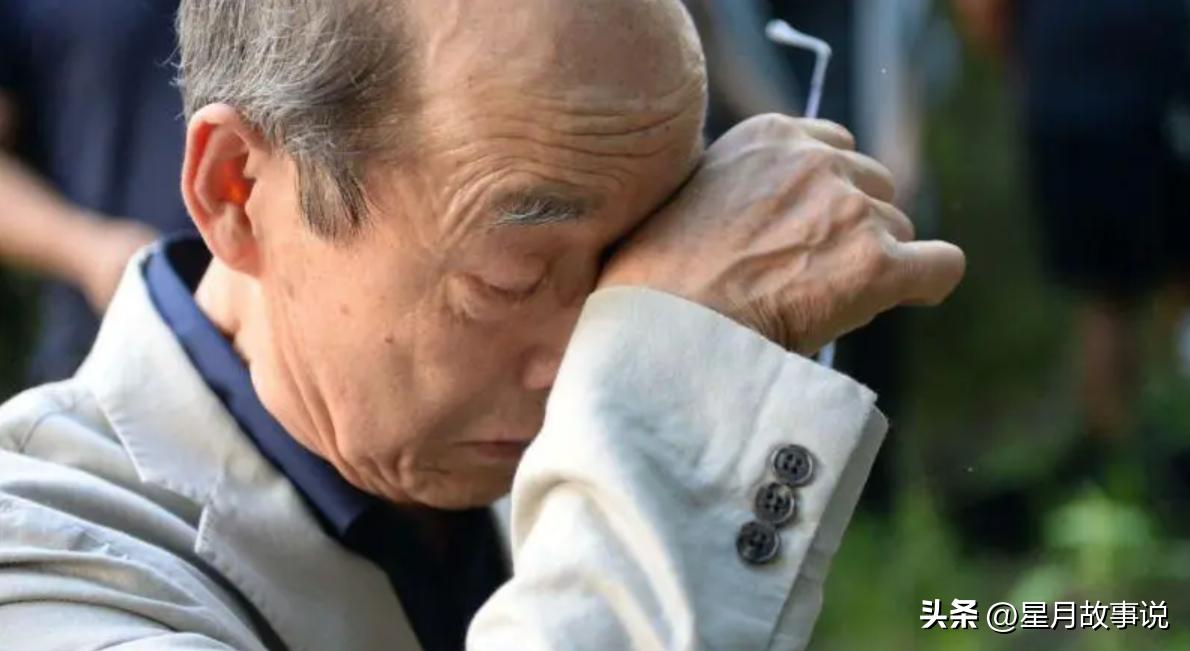 上厕所北京一导游中暑身亡,北京导游中暑身亡