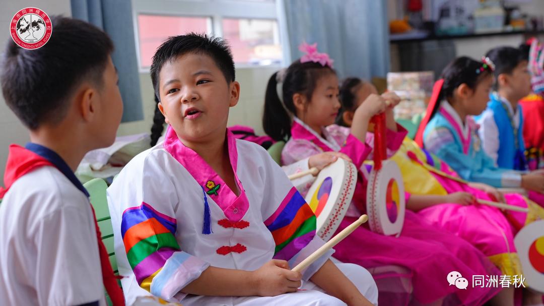 首届56个民族服饰创意大赛,五十六个民族服饰展介绍