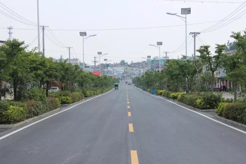 国内摩托车飙车惨烈事故,近日发生的摩托车车祸