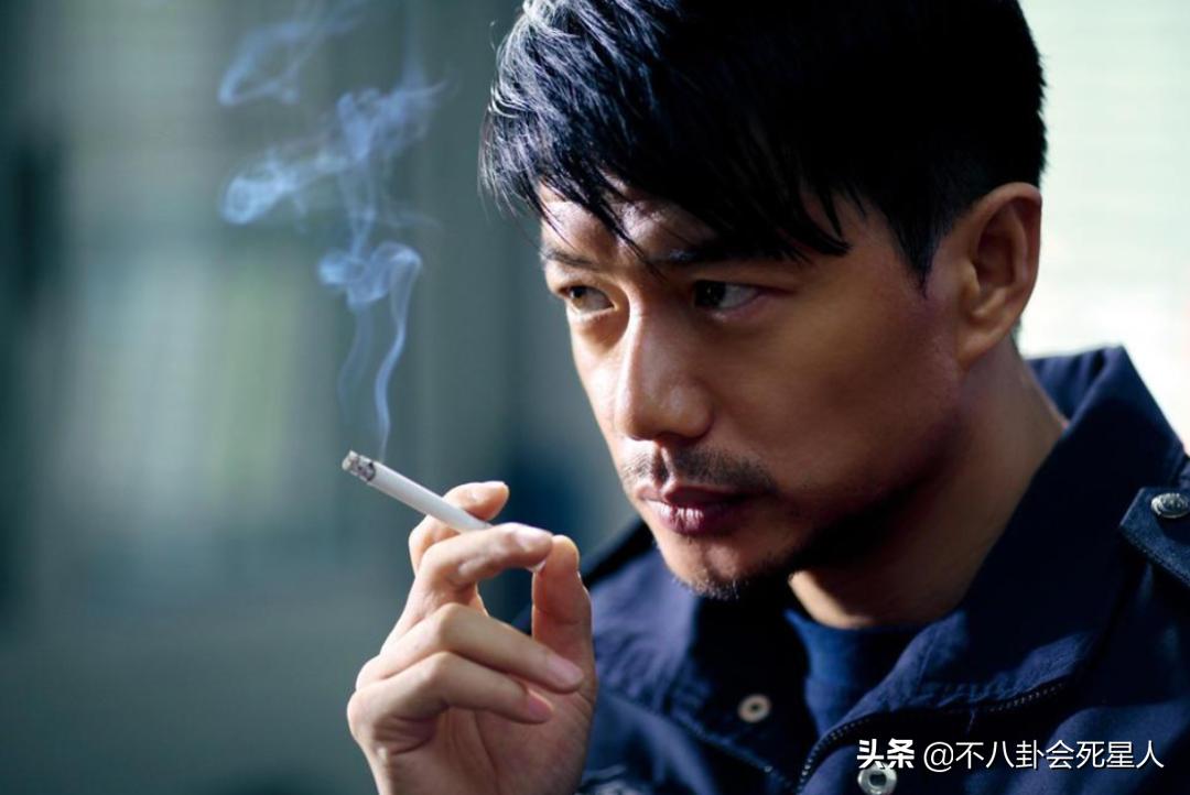 男明星素颜差距有多大张艺兴,张艺兴颜值前后对比