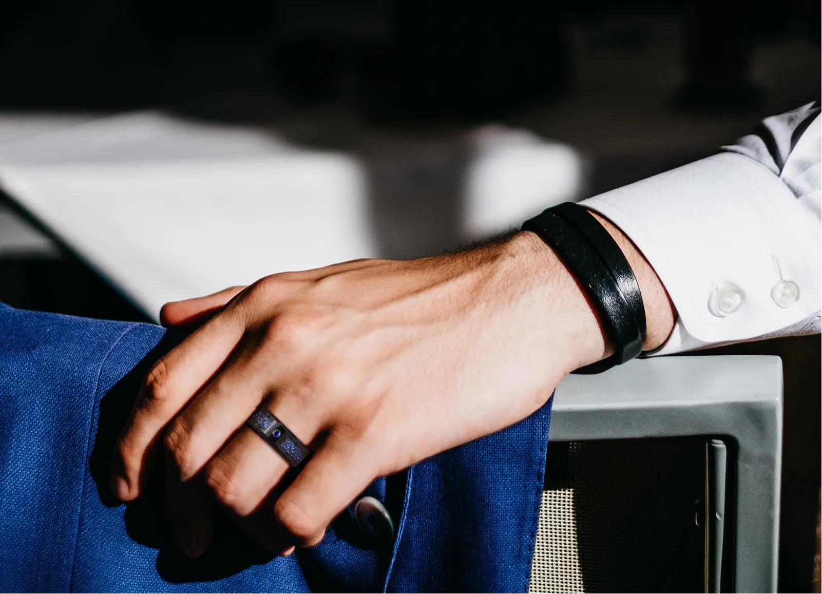 男士戒指怎么戴分别是什么寓意,绿松石戒指男士怎么佩戴