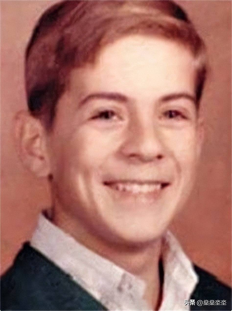 好莱坞硬汉布鲁斯威利斯告别影坛,布鲁斯威利斯烂片