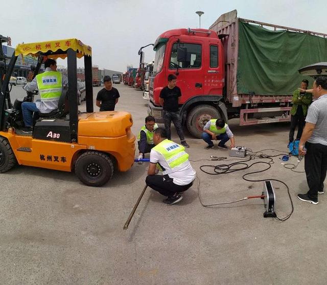 10年以上的车年检不合格,十几年的车年检尾气好不好过