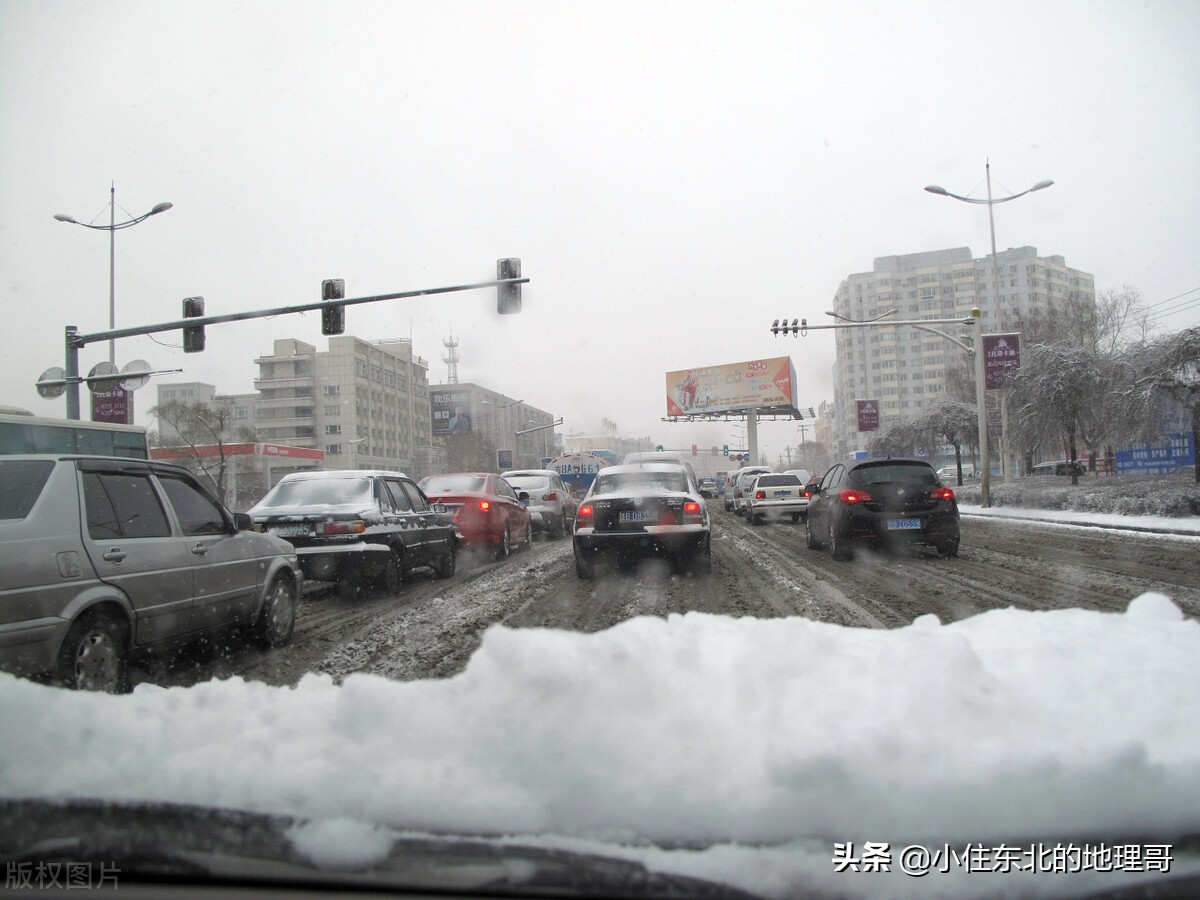 强势的东北女人一看就不好惹,东北女人强势适合什么样男人