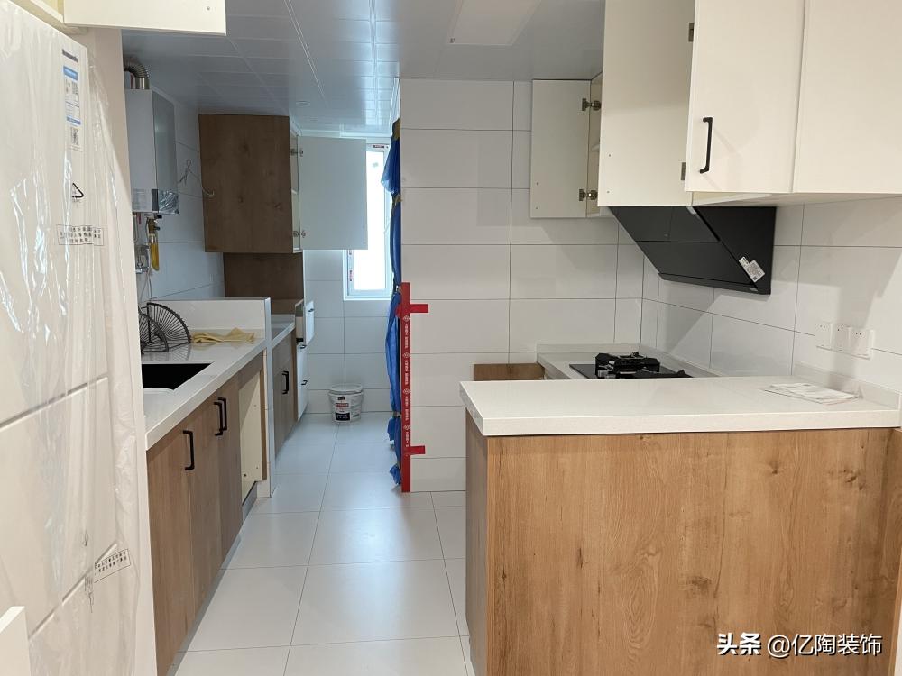 一楼带院子老房翻新改造效果图,二手房一楼带院子改造翻新案例