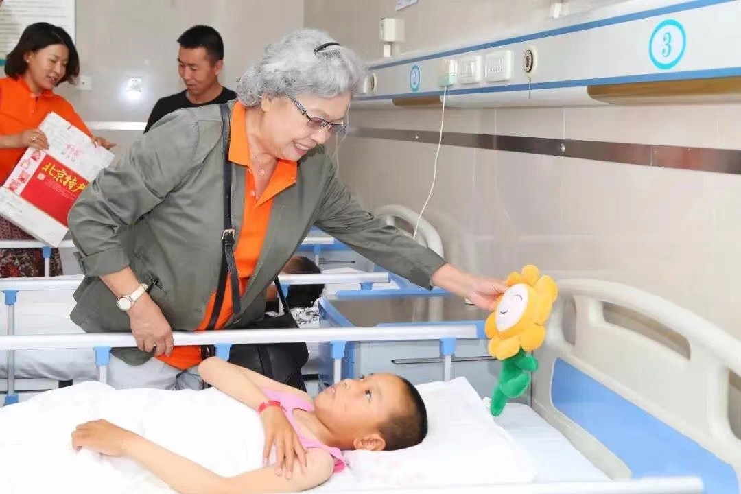 新冠药2980一盒好用吗,新冠特效药一盒2300元