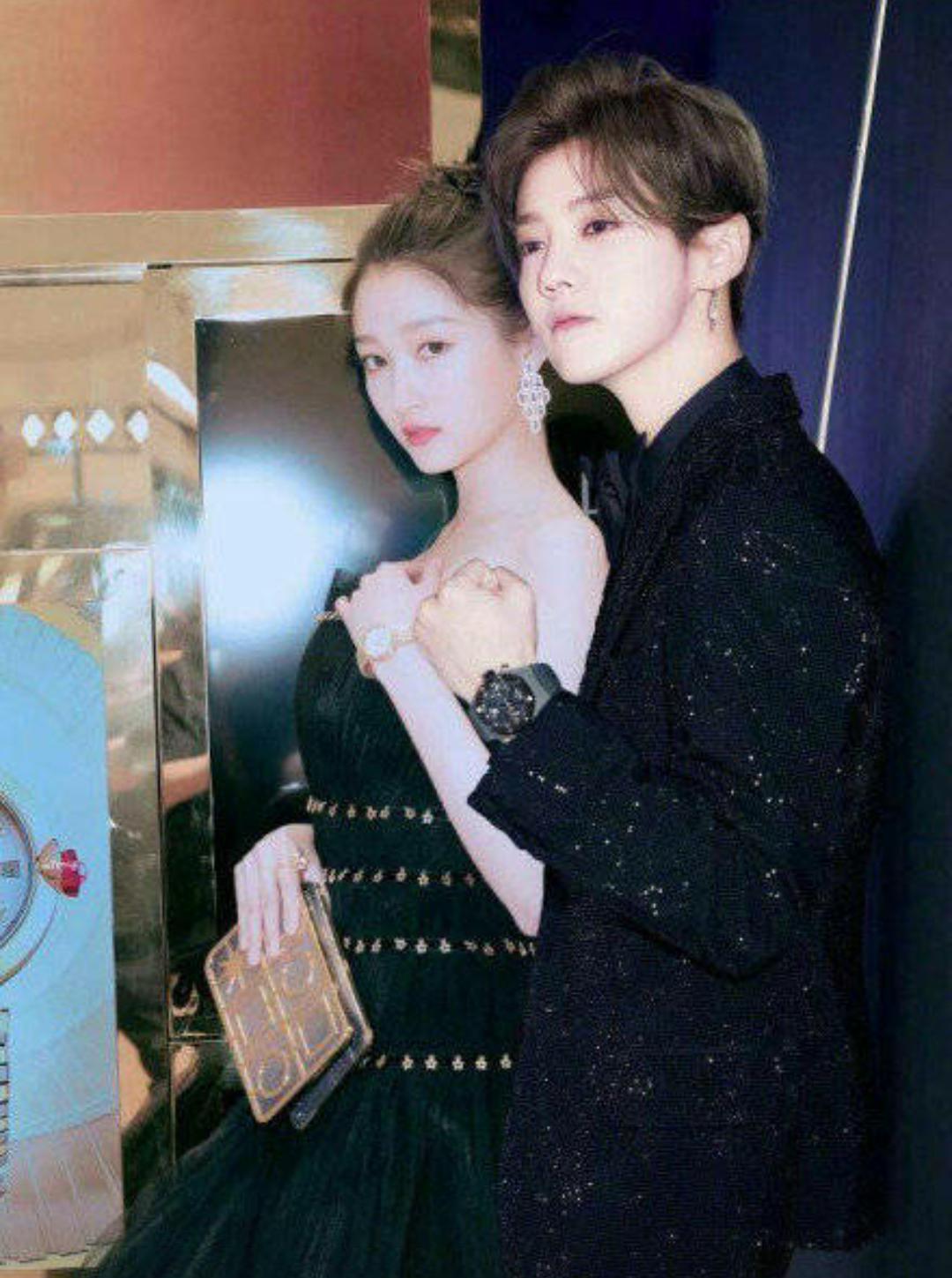 鹿晗巅峰期给足了关晓彤安全感,鹿晗炸裂视频