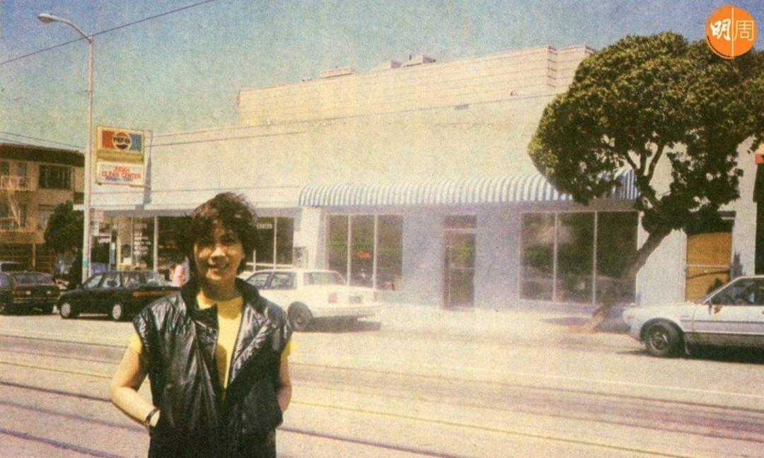 恋人妻、追青霞、混黑道、建豪宅，“武侠片之父”的江湖往事……