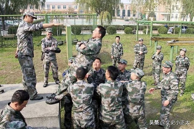 “兵王”王忠心：妻子“笑话”只长胡子不长职位，退役后过得如何