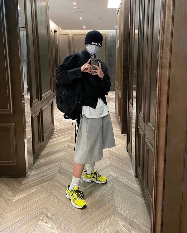 韩国穿搭ins大牌时尚博主,韩国穿搭ins时尚博主elborn