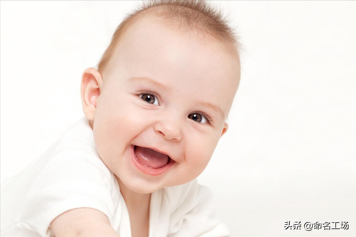 2022虎年何姓最旺男孩名字二字,2022虎年正月最旺男孩名字大全