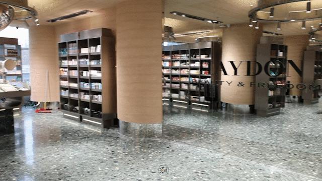 郑州第①家高端美妆集合店「HAYDON黑洞」“空降”大融城