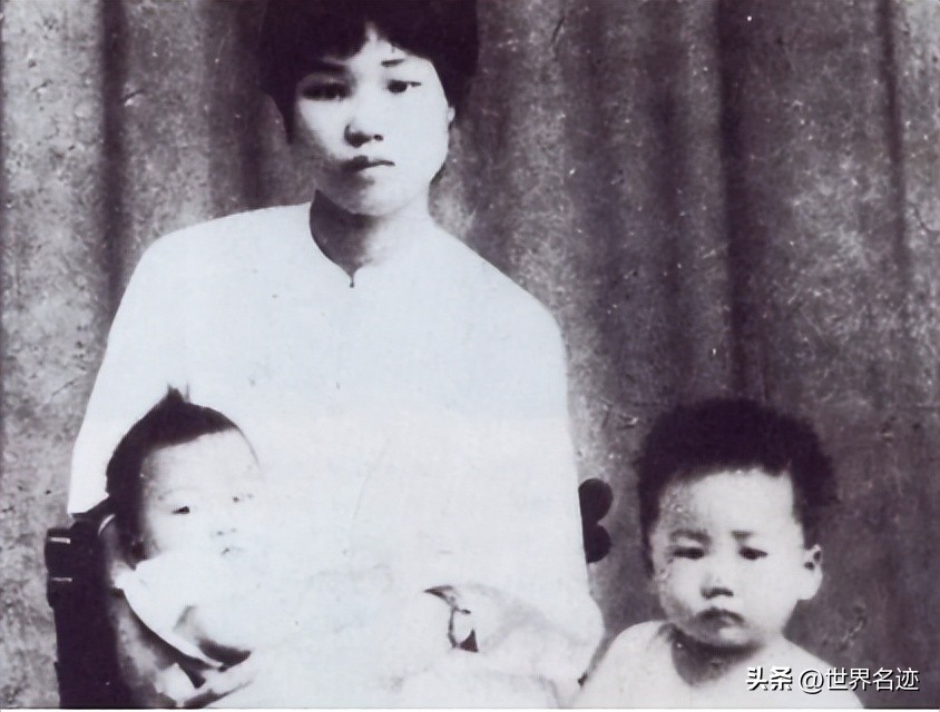 1949年毛岸青到毛主席身边，警卫问他：*青江**妈妈好吗？其作何回答