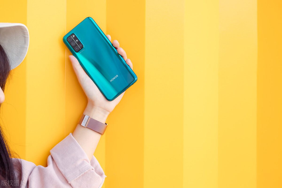 解码2023年手机市场的关键词,影音和手游,这是接下来的路线