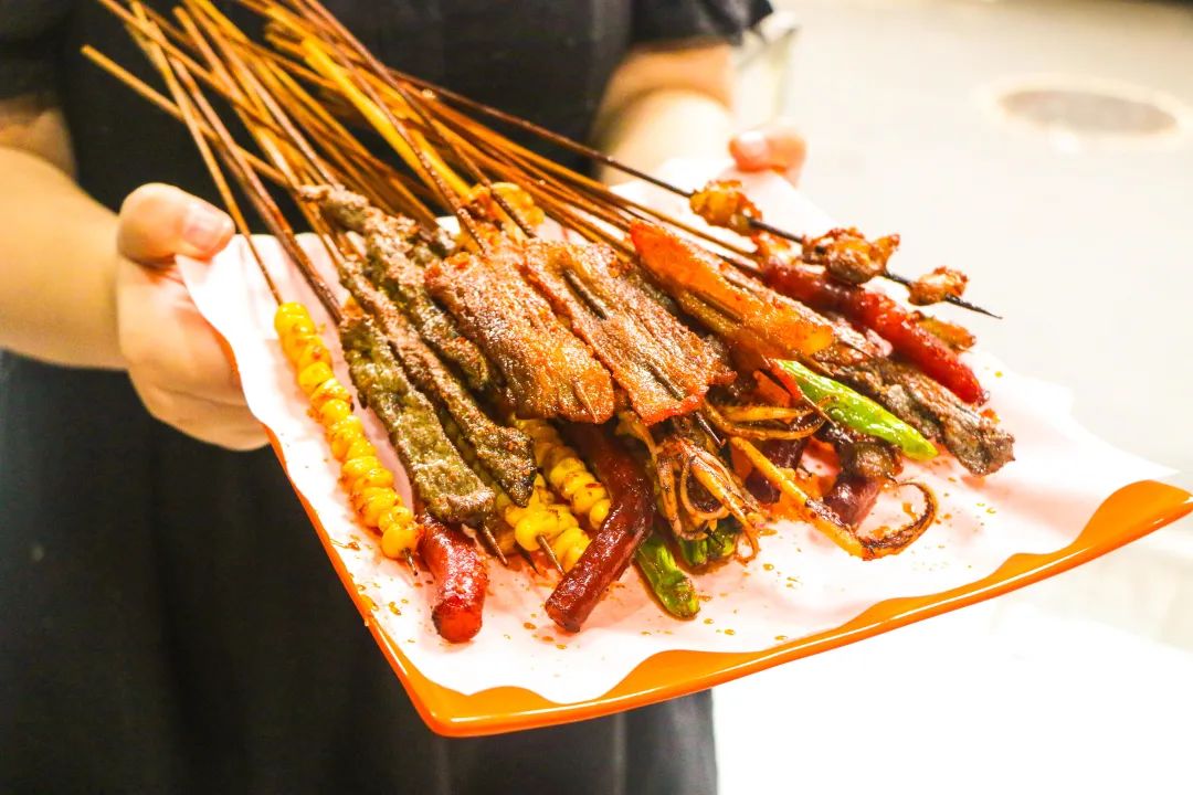 乐山30家苍蝇馆子，我不允许你还没吃过！