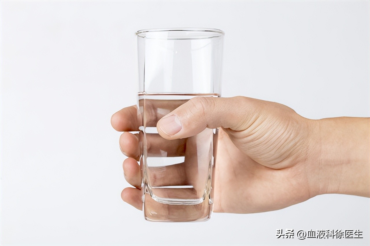 伏天晒背养生靠谱吗,高温下晒背的好处