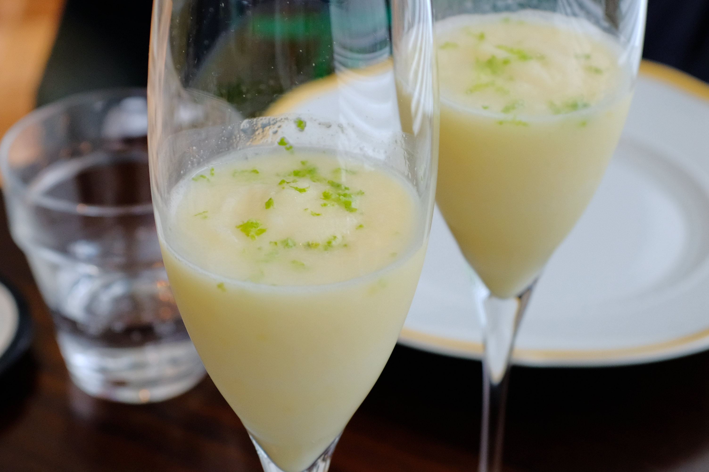 他帮她烧了一顿饭她便拥有了整个罗马