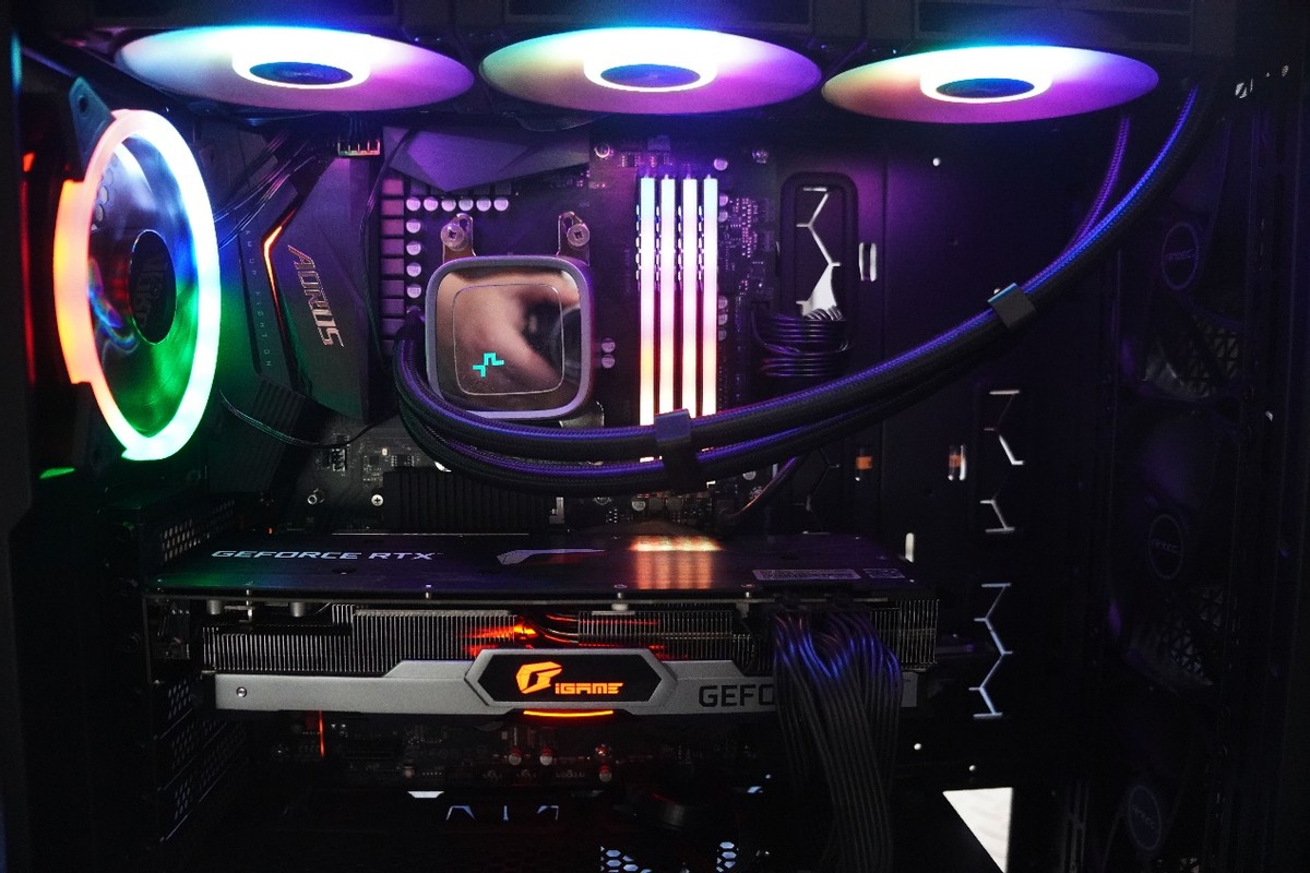 安钛克p20c机箱集线器,安钛克中塔p20无光侧透