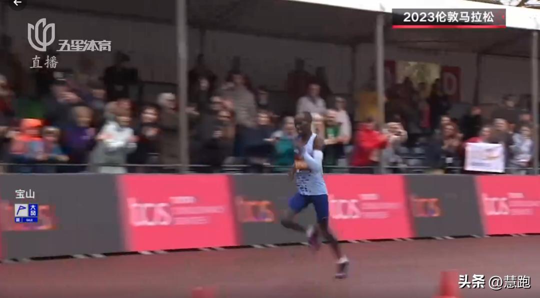 基普图姆和哈桑,基普图姆首马破纪录全世界的反应